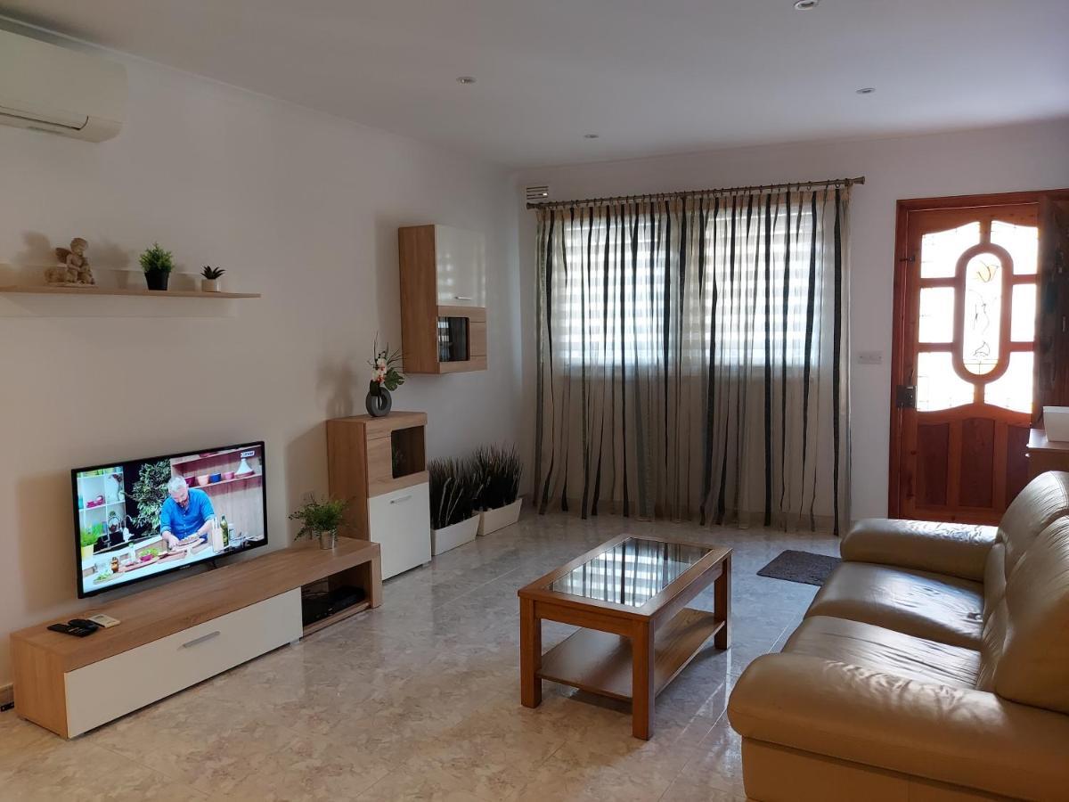 Gizimina Apartment In Marsascala Malta Few Minutes Away To The Beach Marsaskala Ngoại thất bức ảnh